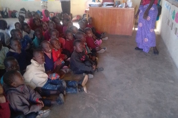 Lumpampa Community School Library
